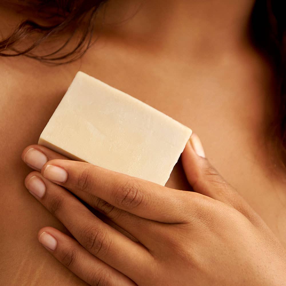 Savon Naturel Bio « Traversée du Canal des Pangalanes » – Visage et Corps | Hydratant & Nourrissant | Fabriqué à la Main | Excellent sur Yuka 🥕